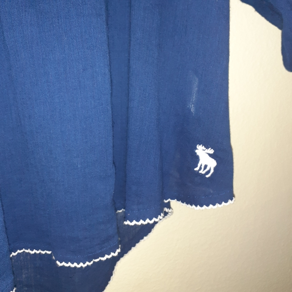 Abercrombie & Fitch | Embroidered Top - Picture 4 of 8